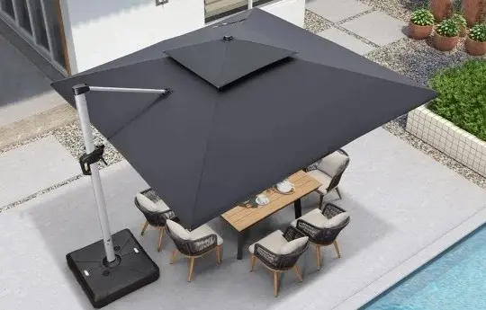 ⚡Clearance Sale☔Solar-powered LED parasol