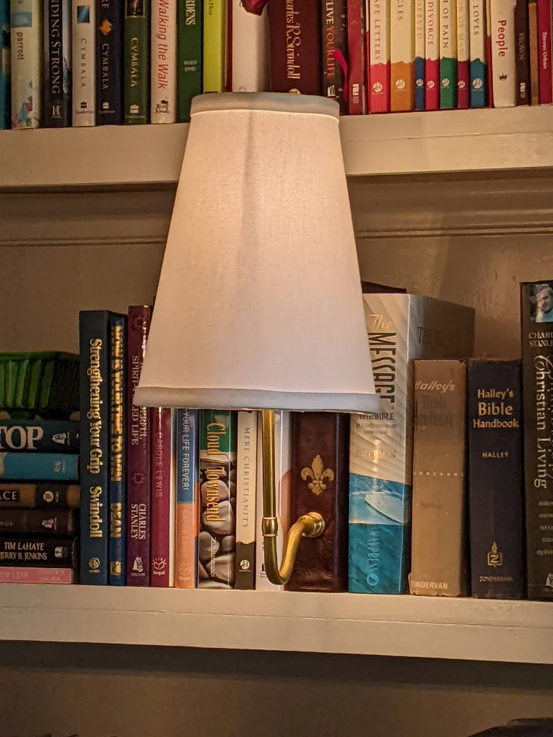 🎄 Early Christmas Sale 49% OFF 🎄 The "Classic" Literary Lamp - Battery Powered