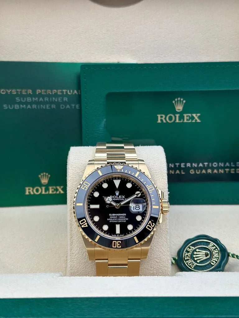 Submariner Date Black Dial Yellow Gold 41mm